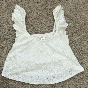 Detailed white tank top